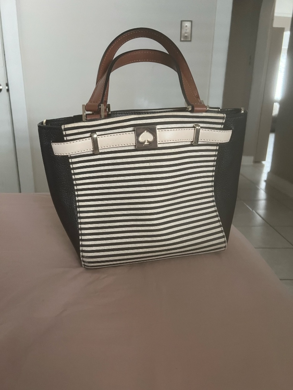 Kate Spade - Picture 7 of 7
